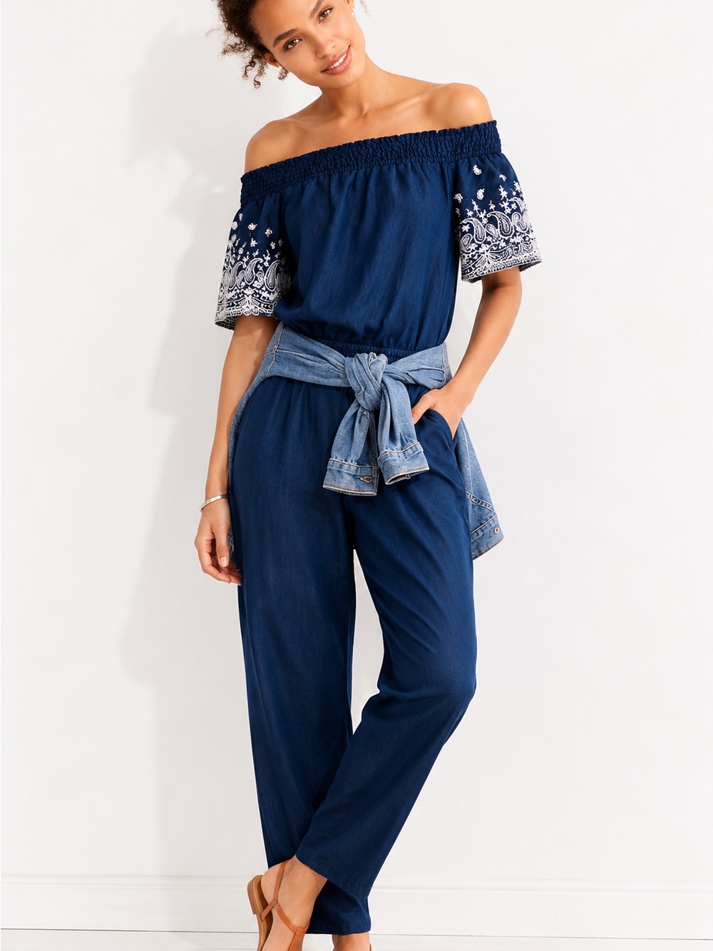 🌺 Abercombie & Fitch Navy Blue Off The Shoulder Embroidered Linen Jumpsuit PL